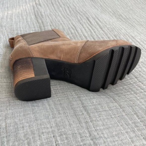 SOREL Boots - Picture 4 of 6